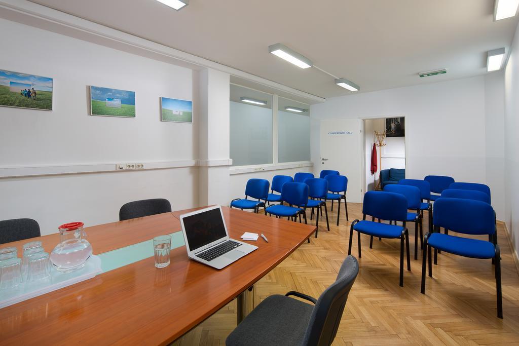 Hostel Bureau Zagreb Exterior photo